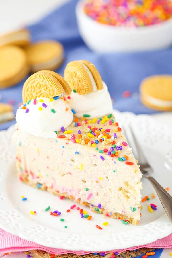 No-Bake Golden Birthday Cake Oreo Cheesecake | 17+ No-Bake Cheesecake Recipes