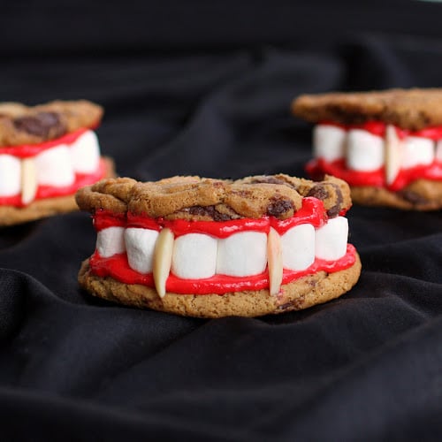 Draculas Dentures | 25+ Halloween Treats Kids will Love