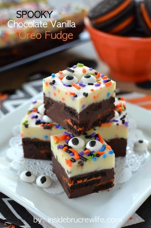 Spooky Chocolate Vanilla Fudge | 25+ Halloween Treats Kids will Love
