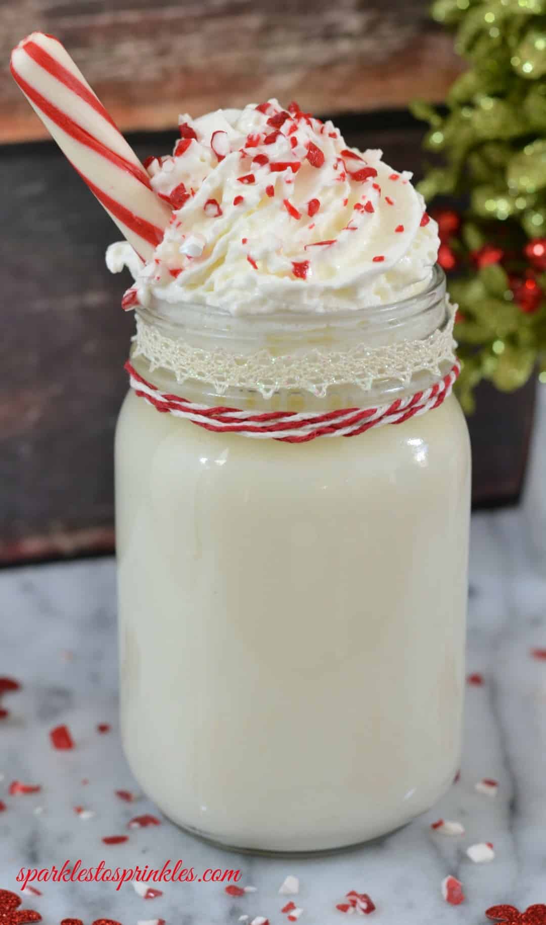 Peppermint White Hot Chocolate | 15+ Hot Chocolate recipes