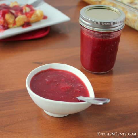 5-minute Simple Berry Syrup