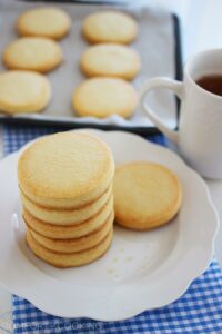 3-Ingredient Shortbread Cookies | 21+ 5-Ingredients or Less Desserts