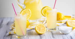 Easy 3-Ingredient Freshly Squeezed Lemonade with sugar recipe | Kitchen Cents