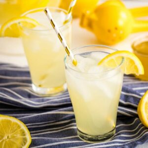 Easy Honey Lemonade recipe | Kitchen Cents
