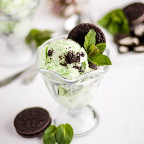 Homemade Mint Oreo Ice Cream: easy