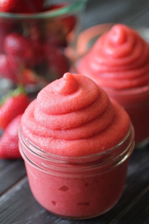 Clean Eating Strawberry Dole Whip | 21+ Healthy Frozen Snacks