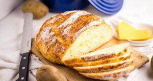 The best no-knead Easy Potato Cheddar Bread | Kitchen Cents