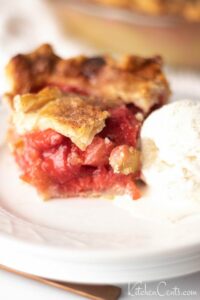 Close up Homemade Rhubarb Pie | Kitchen Cents