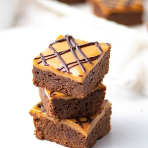 Easy Caramel Brownies for a Crowd | Kitchen Cents