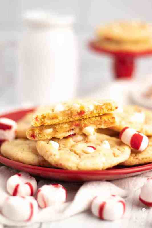 Soft center peppermint cookies for Christmas | Kitchen Cents